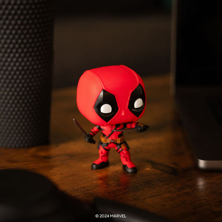 Funko Pop! Deadpool s Mečmi | Marvel zberateľská figúrka