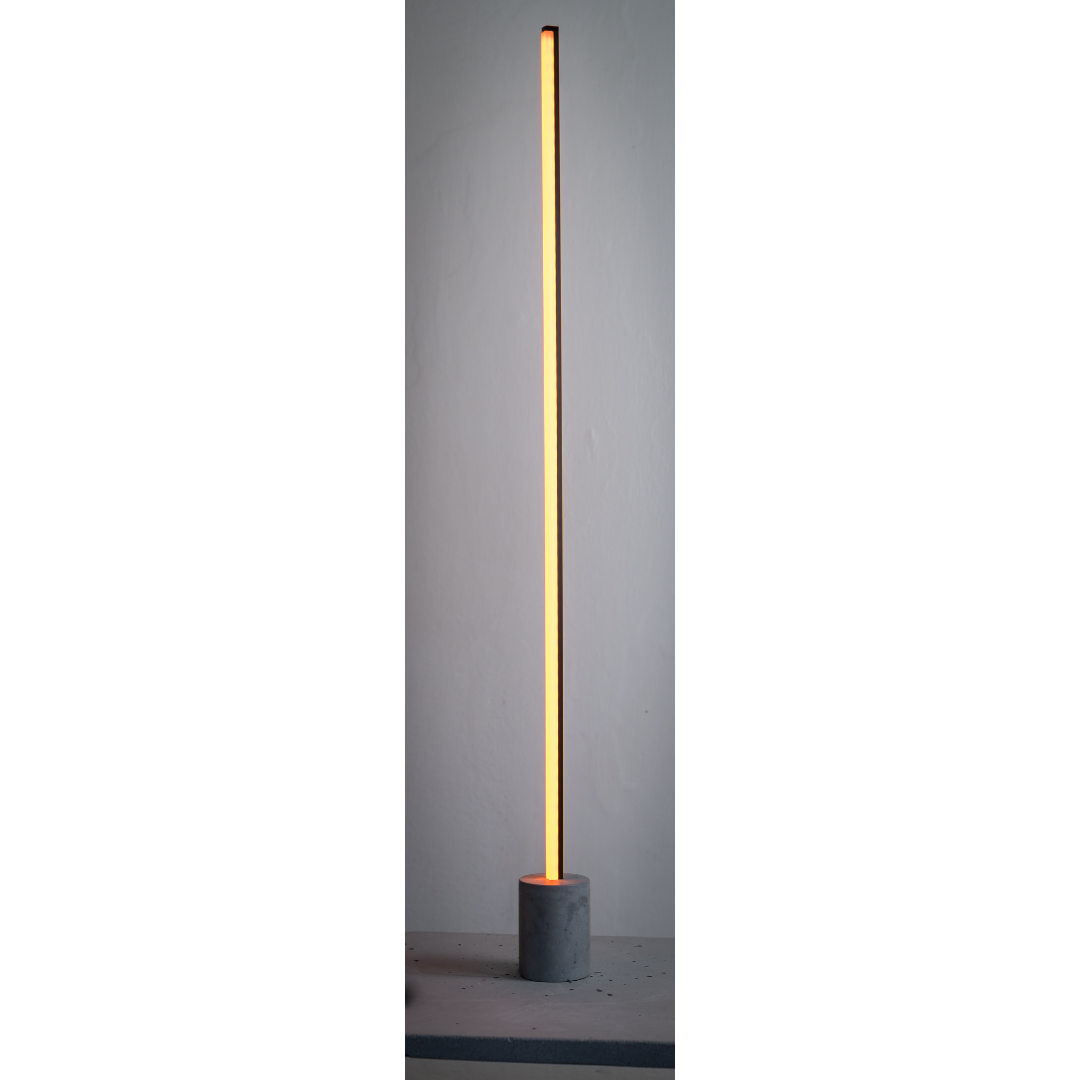 AEMBER chytrá stojací LED lampa | Ovládání pomocí aplikace