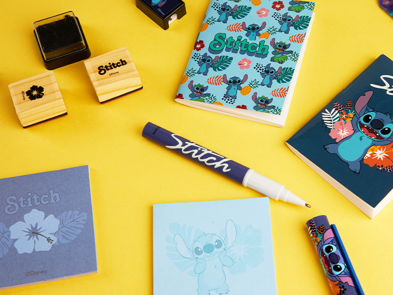 Disney Stitch Adventní kalendář 2025 – Psací potřeby a doplňky (Modrý Stitch)