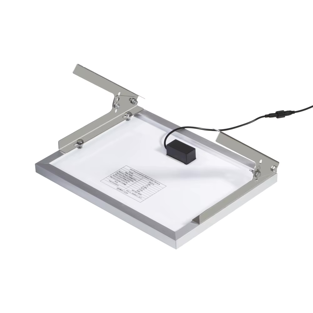 Solární provzdušňovač jezírka AP010 – 4400 mAh baterie, 3 režimy provozu, 15 W panel