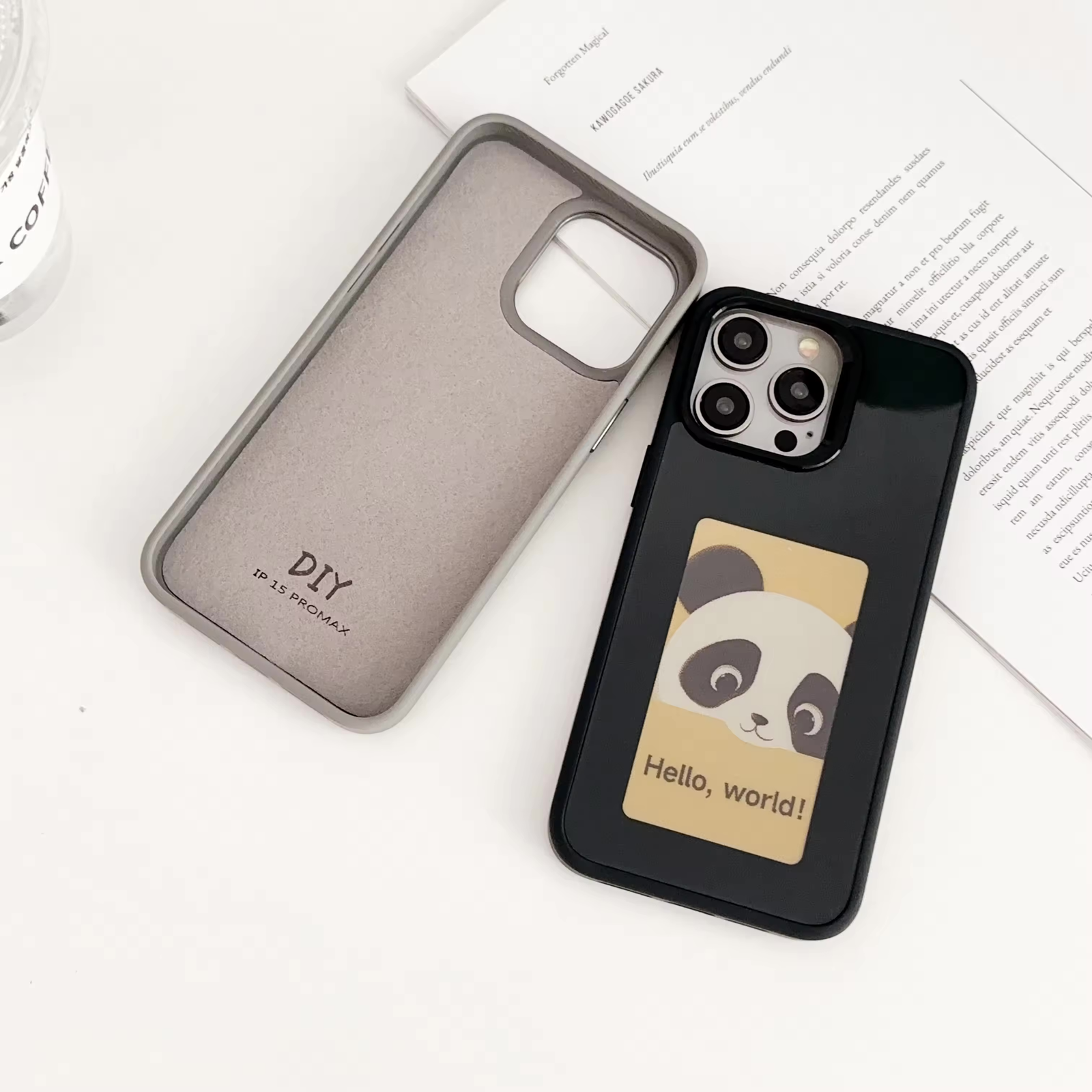 Ochranný kryt na iPhone se čtyřbarevným e-ink displejem | S aplikací pro iOS