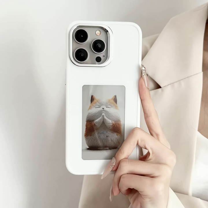 Ochranný kryt na iPhone se čtyřbarevným e-ink displejem | S aplikací pro iOS